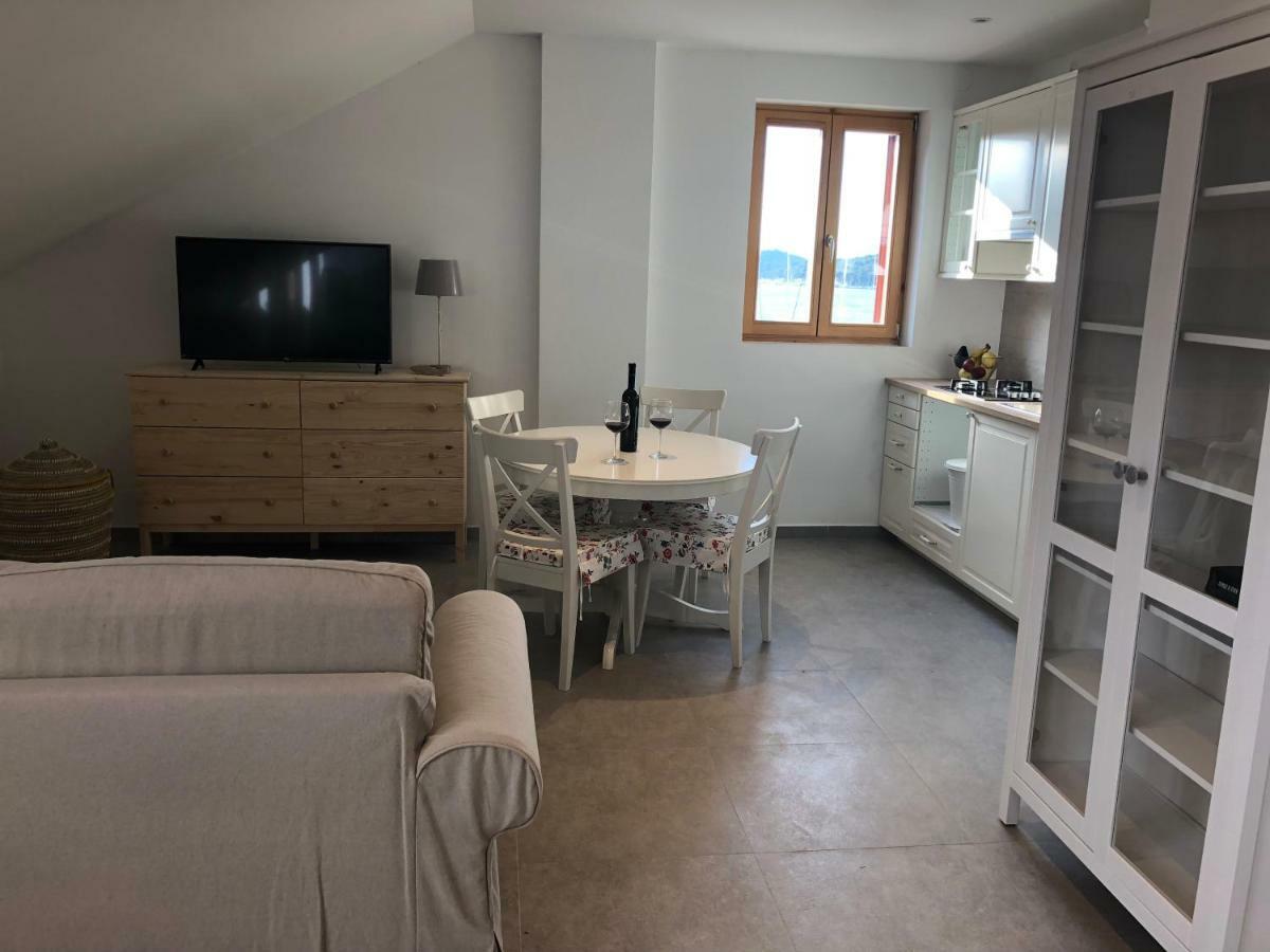 Buga Apartment In Center Of Mali Losinj Ngoại thất bức ảnh