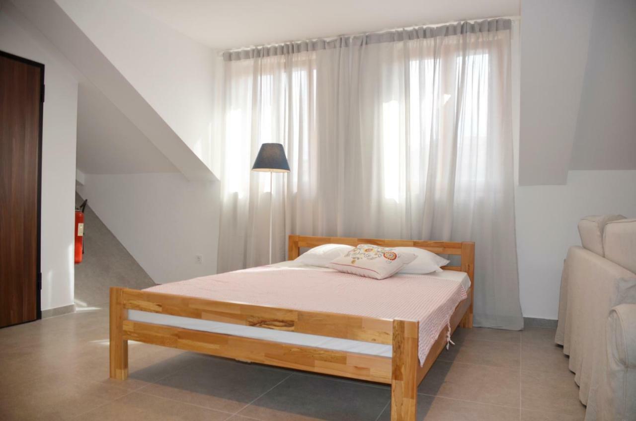 Buga Apartment In Center Of Mali Losinj Ngoại thất bức ảnh